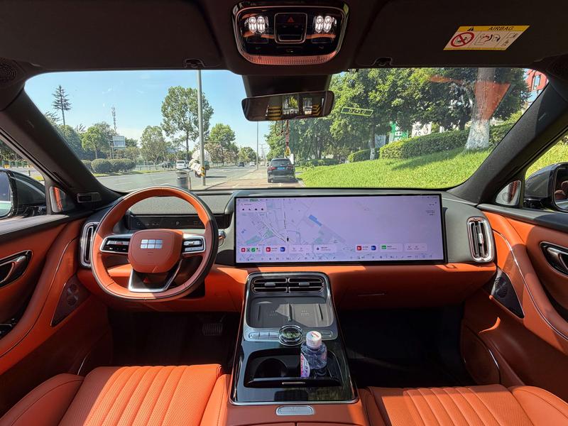Geely Galaxy M9, 2025 — фото 7 из 12