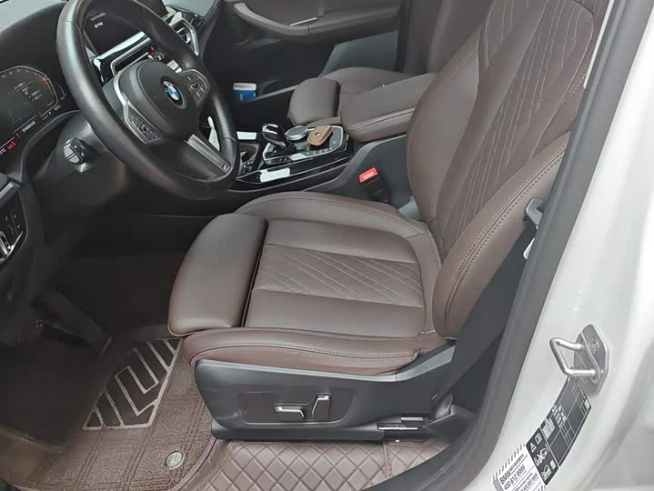 BMW X3, 2024 — фото 9 из 9