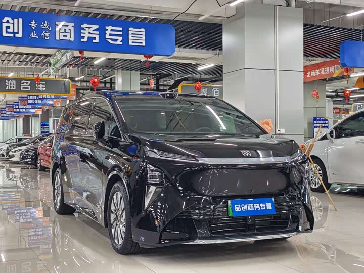 Buick OMPV, 2025 — фото 3 из 9