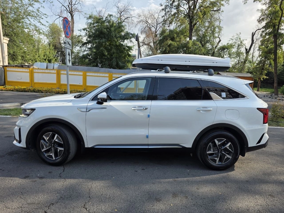 Kia Sorento, 2022 — фото 4 из 11