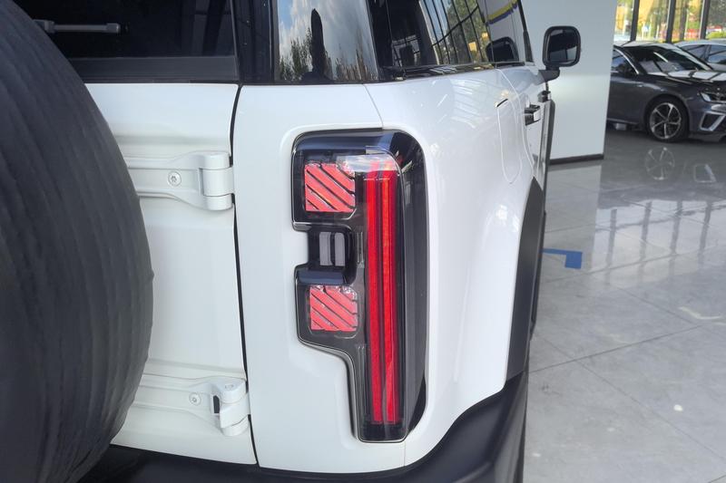 BAIC Beijing BJ40 Hybrid, 2025 — фото 5 из 12