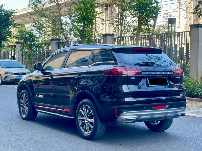 Geely Atlas, 2021 — фото 4 из 10