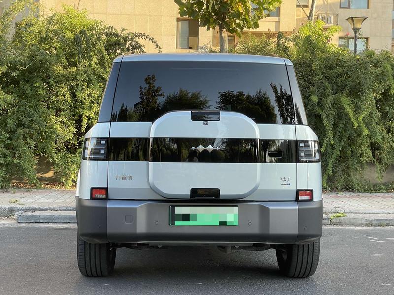 BYD FangChengBao Titanium 7 (Tai 7), 2025 — фото 5 из 10