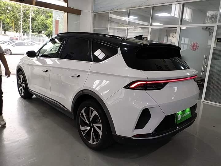 BAIC Arcfox Alpha T, 2023 — фото 5 из 9