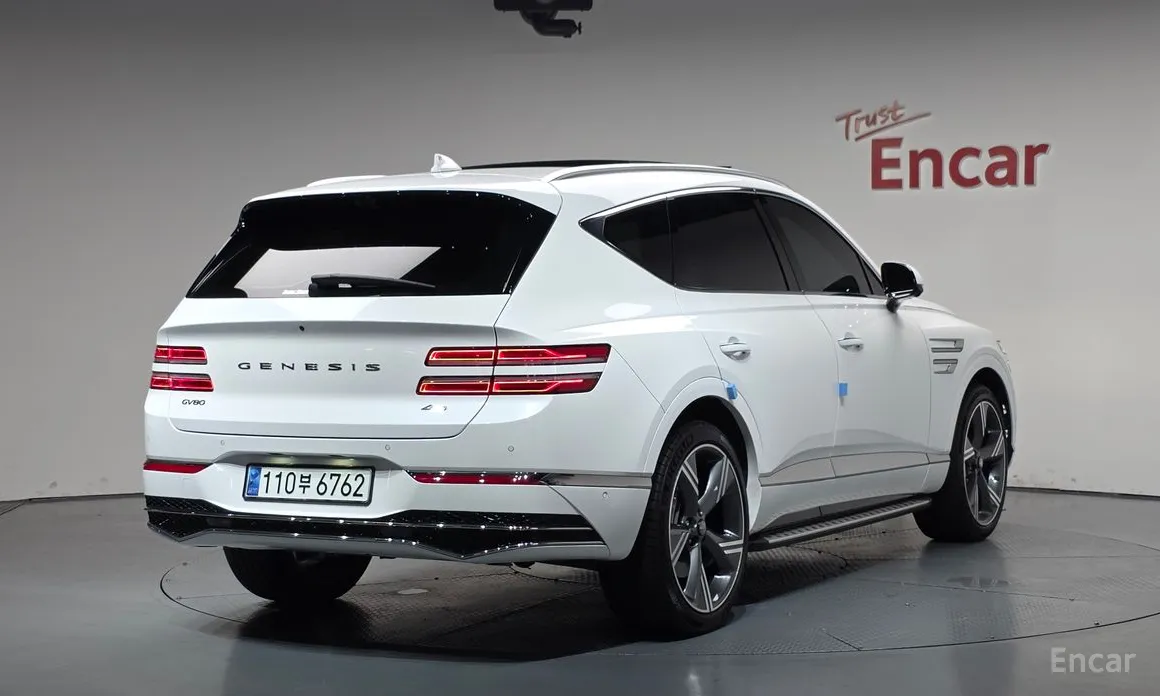Genesis GV80, 2023 — фото 2 из 12