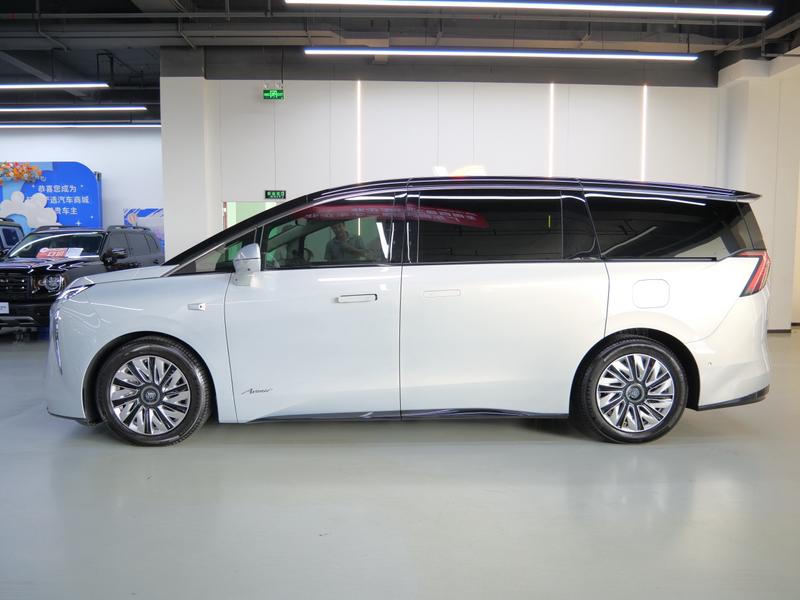 Buick OMPV, 2025 — фото 4 из 12