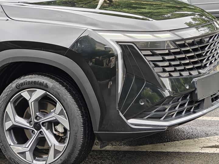 Geely Atlas L, 2023 — фото 2 из 9
