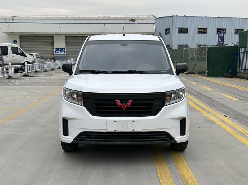 Wuling Hongguang Plus, 2023 — фото 2 из 11