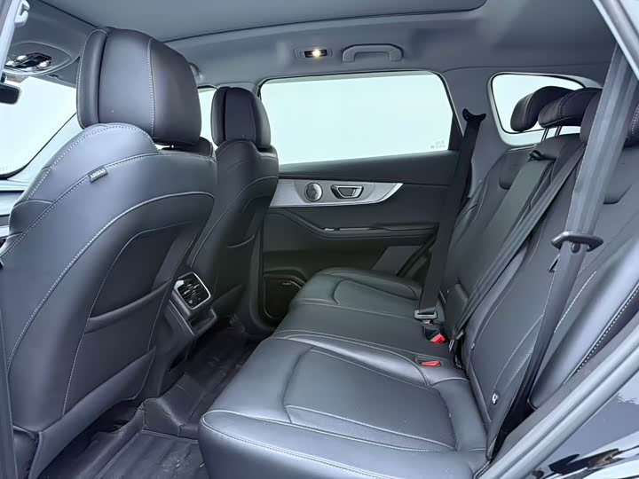Chery Tiggo 8 Pro, 2025 — фото 7 из 9