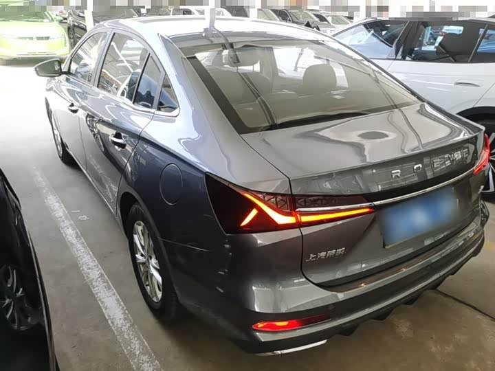 Roewe i5, 2025 — фото 5 из 9