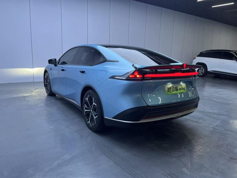 Changan Deepal L07, 2024 — фото 4 из 10