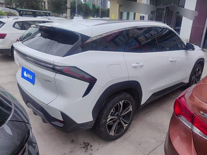 Geely Galaxy L7, 2025 — фото 3 из 9