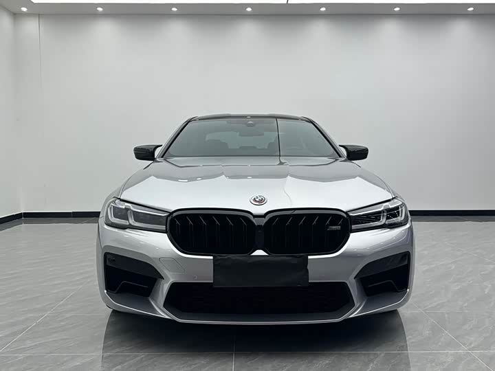 BMW M5, 2022 — фото 2 из 9