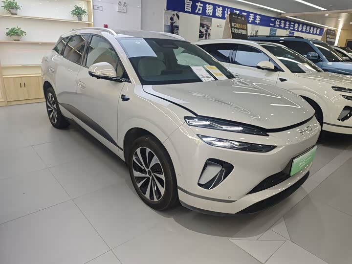 BYD Sea Lion 06 Hybrid/EV, 2025 — фото 2 из 9