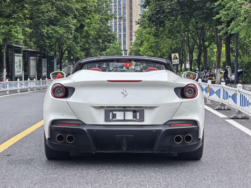 Ferrari Portofino, 2024 — фото 5 из 9