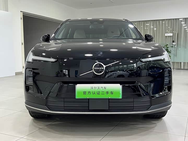 Volvo XC70 Hybrid, 2025 — фото 2 из 9
