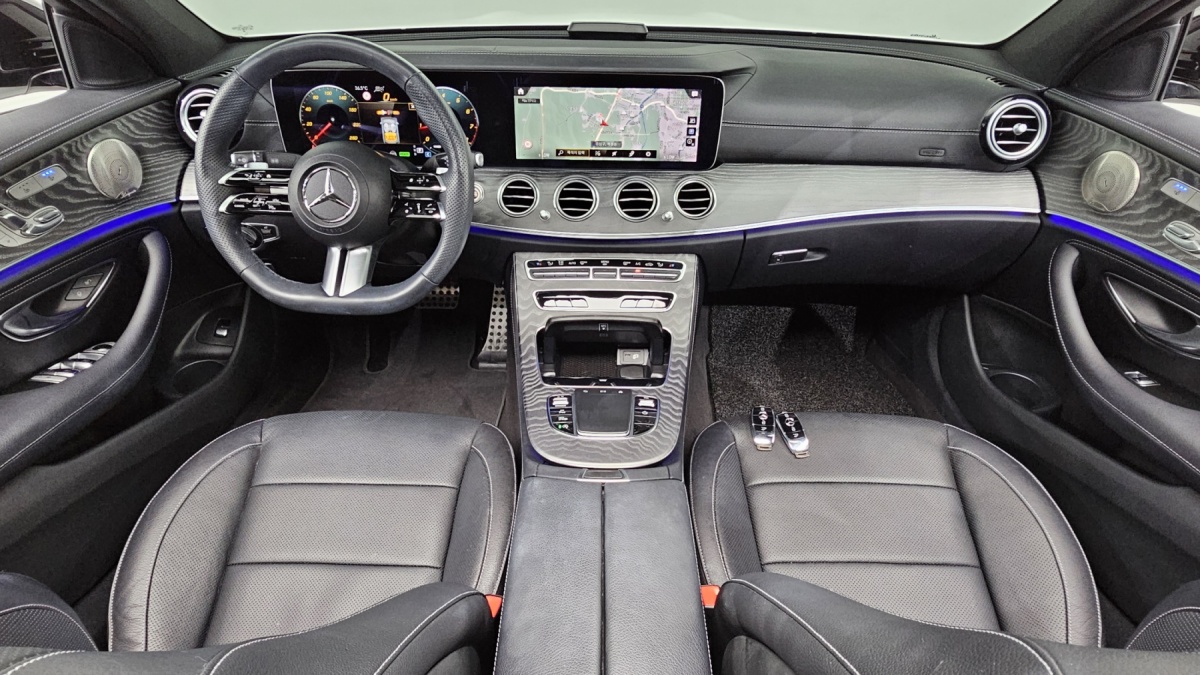 Mercedes-Benz E-Class, 2022 — фото 7 из 12