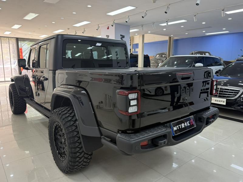 Jeep Gladiator, 2023 — фото 4 из 12