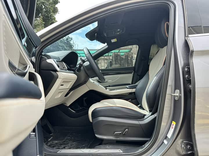 BYD Song Plus Hybrid/EV, 2022 — фото 7 из 9