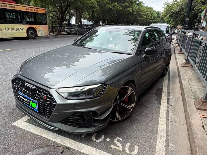 Audi RS 4, 2023 — купить в Белгороде под ключ