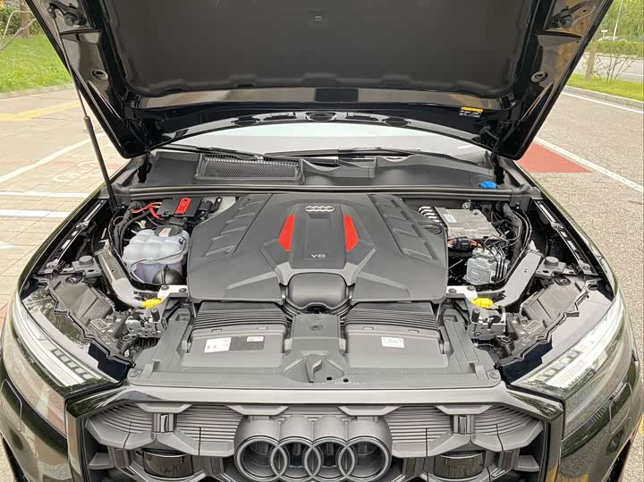 Audi SQ7, 2025 — фото 6 из 12