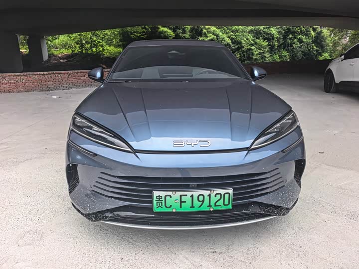 BYD Seal 07 DM-i Hybrid, 2024 — фото 2 из 9