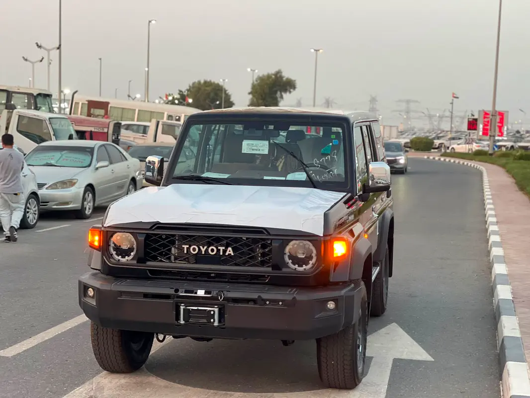 Toyota Land Cruiser 70 Series, 2026 — фото 2 из 10