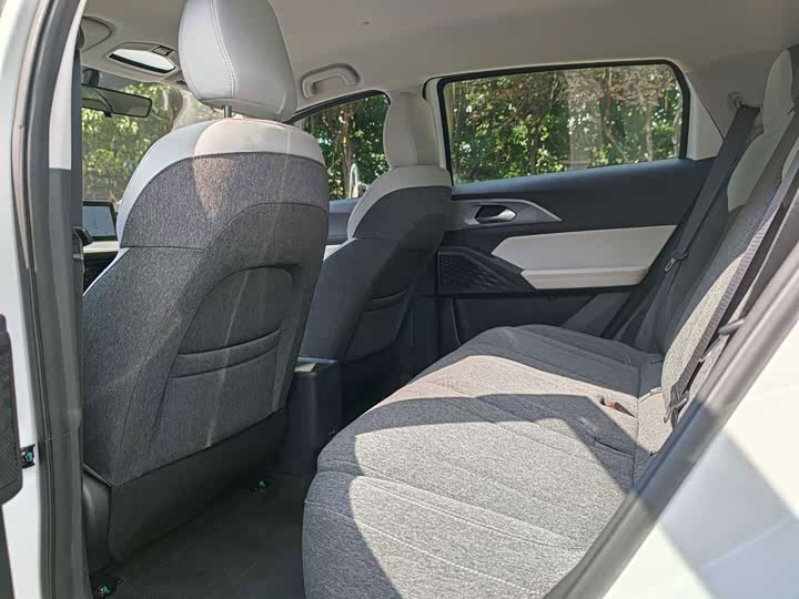 Geely Geometry E Firefly, 2024 — фото 9 из 9