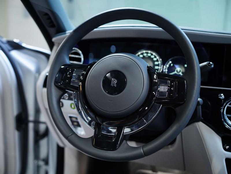 Rolls-Royce Ghost, 2023 — фото 10 из 12