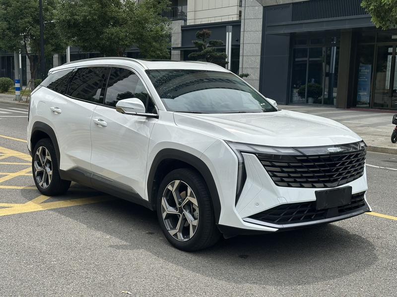 Geely Atlas L, 2024 — фото 3 из 12