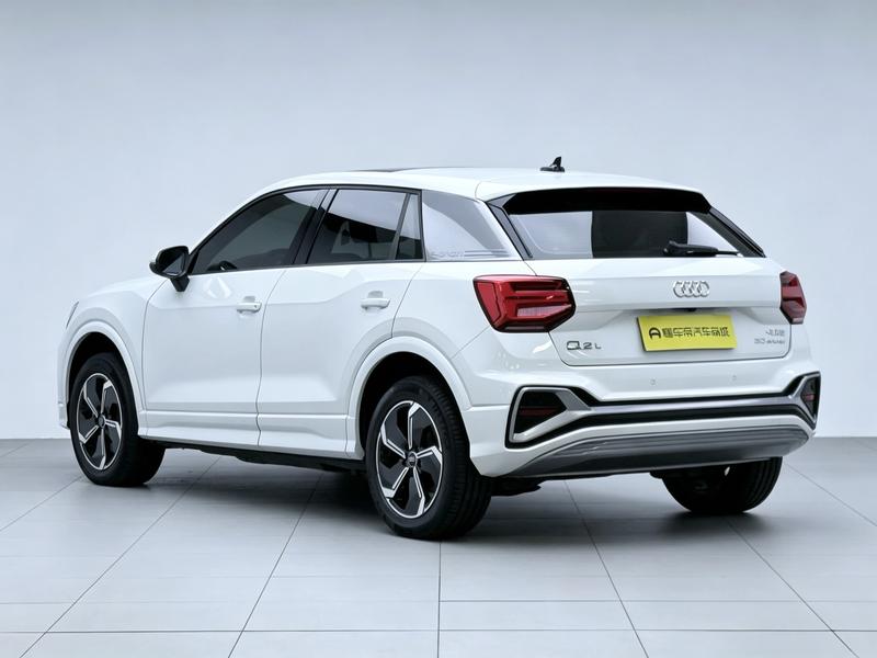 Audi Q2L e-tron, 2022 — фото 5 из 12