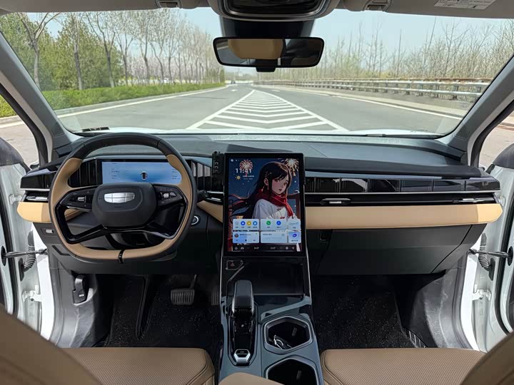 Geely Atlas L, 2024 — фото 6 из 9