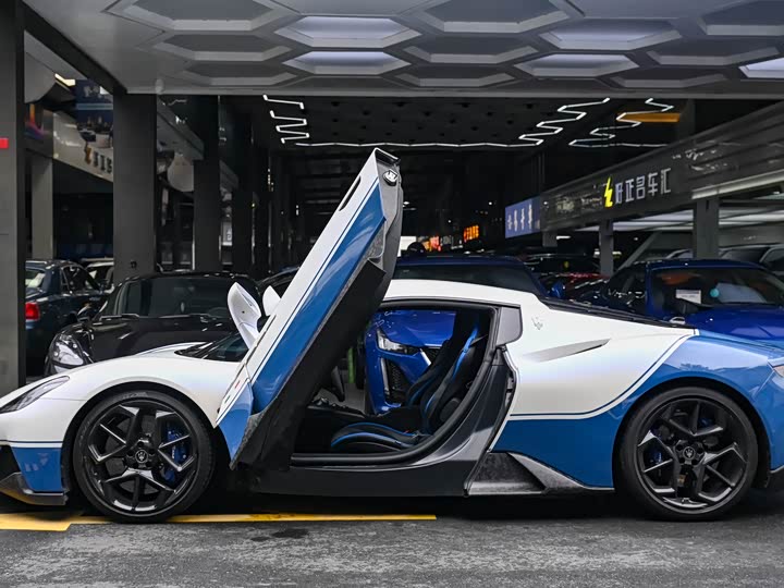 Maserati MC20, 2022 — фото 2 из 9