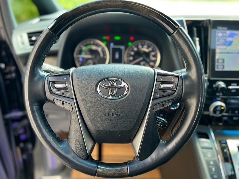 Toyota Alphard, 2021 — фото 12 из 12