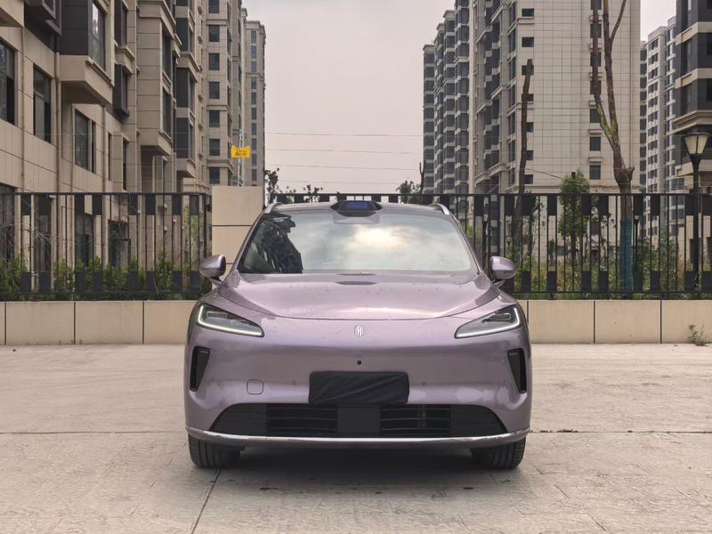 Shangjie (Huawei × SAIC) H5, 2025 — фото 2 из 11