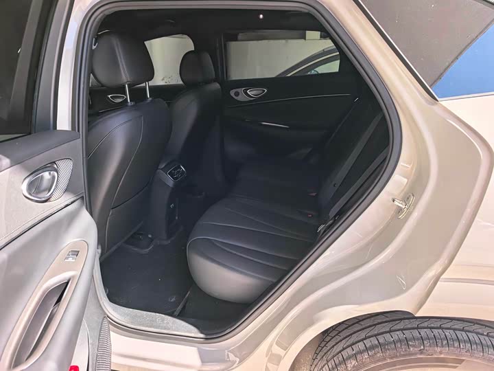 BYD Sea Lion 06 Hybrid/EV, 2025 — фото 5 из 9