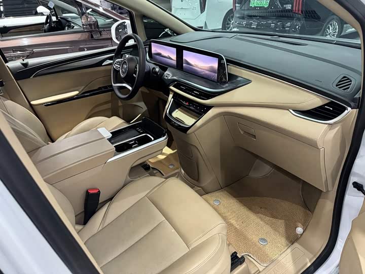 Buick GL8 Hybrid, 2025 — фото 7 из 9