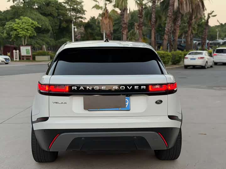 Land Rover Range Rover Velar, 2022 — фото 8 из 9