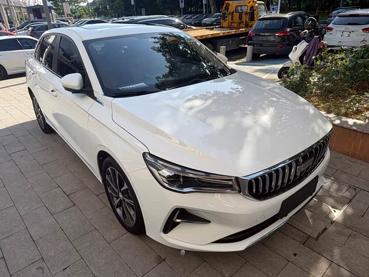 Geely Emgrand, 2024 — фото 3 из 9