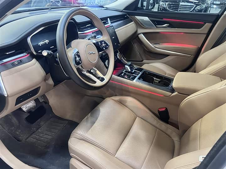 Jaguar XF L, 2025 — фото 5 из 9