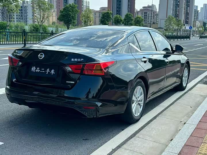 Nissan Teana, 2022 — фото 9 из 9