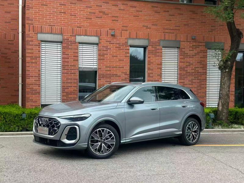 Audi Q5L, 2025 — купить в Владимире под ключ