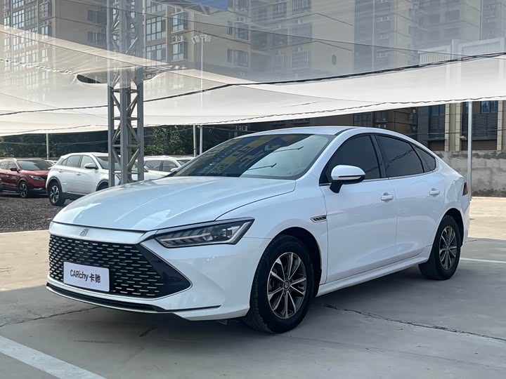 BYD Qin Plus, 2023 — купить в Санкт-Петербурге под ключ