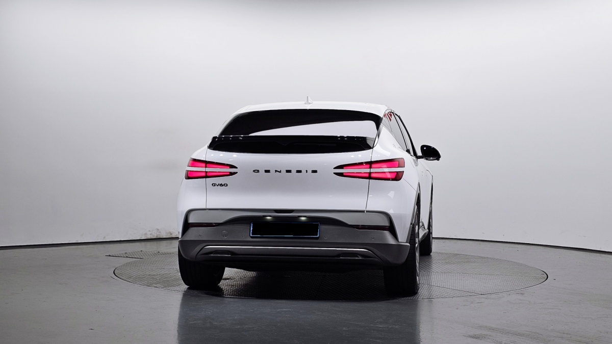 Genesis GV60, 2022 — фото 4 из 12