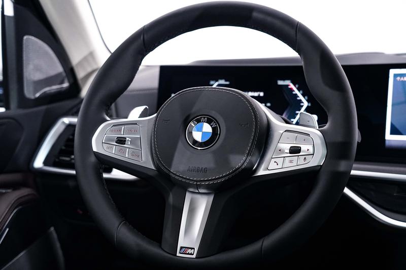 BMW X5, 2024 — фото 10 из 12