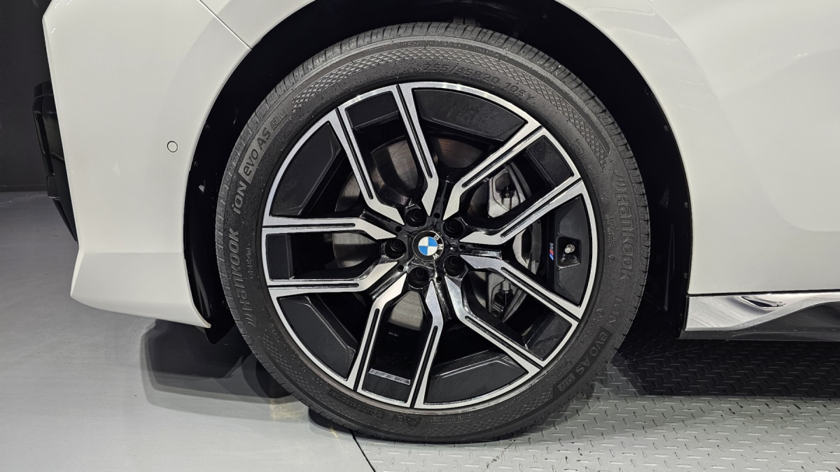 BMW 7 Series, 2022 — фото 5 из 12