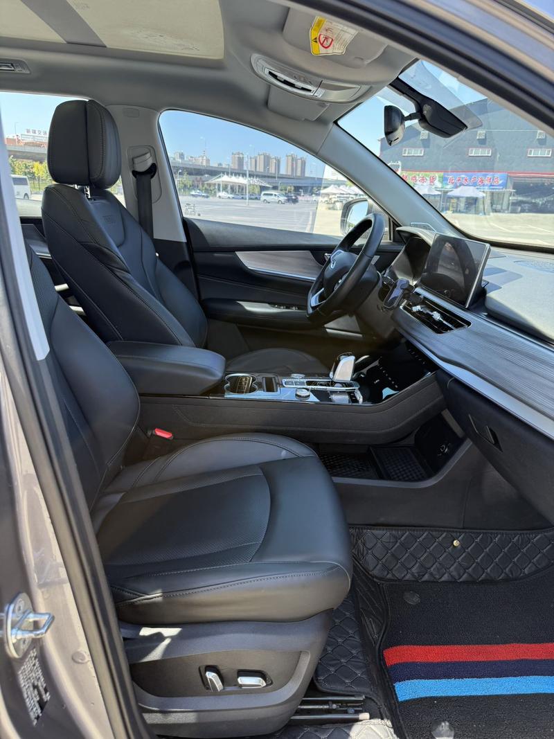 Chery Tiggo 8, 2022 — фото 7 из 9