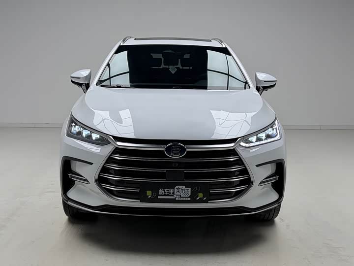BYD Tang Hybrid/EV, 2022 — фото 2 из 9