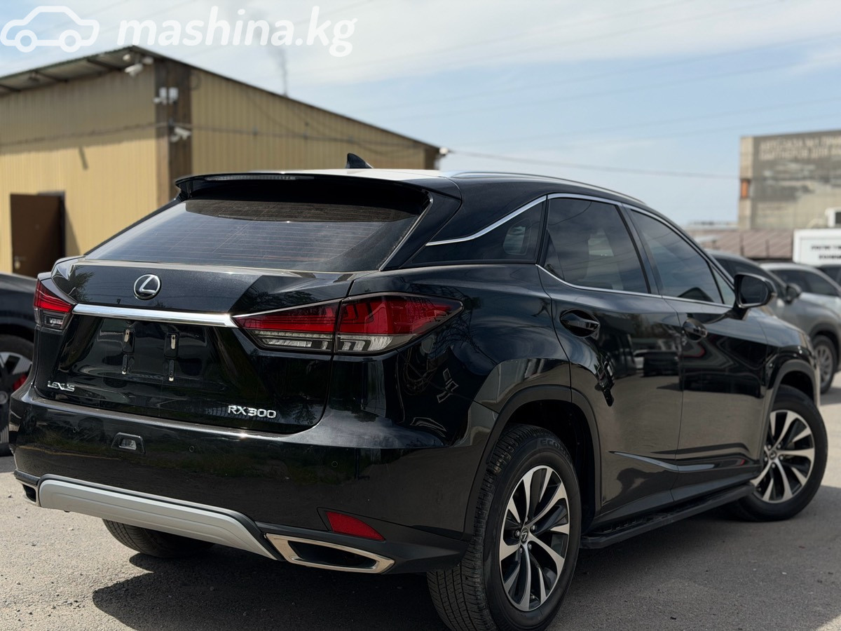 Lexus RX, 2022 — фото 4 из 10