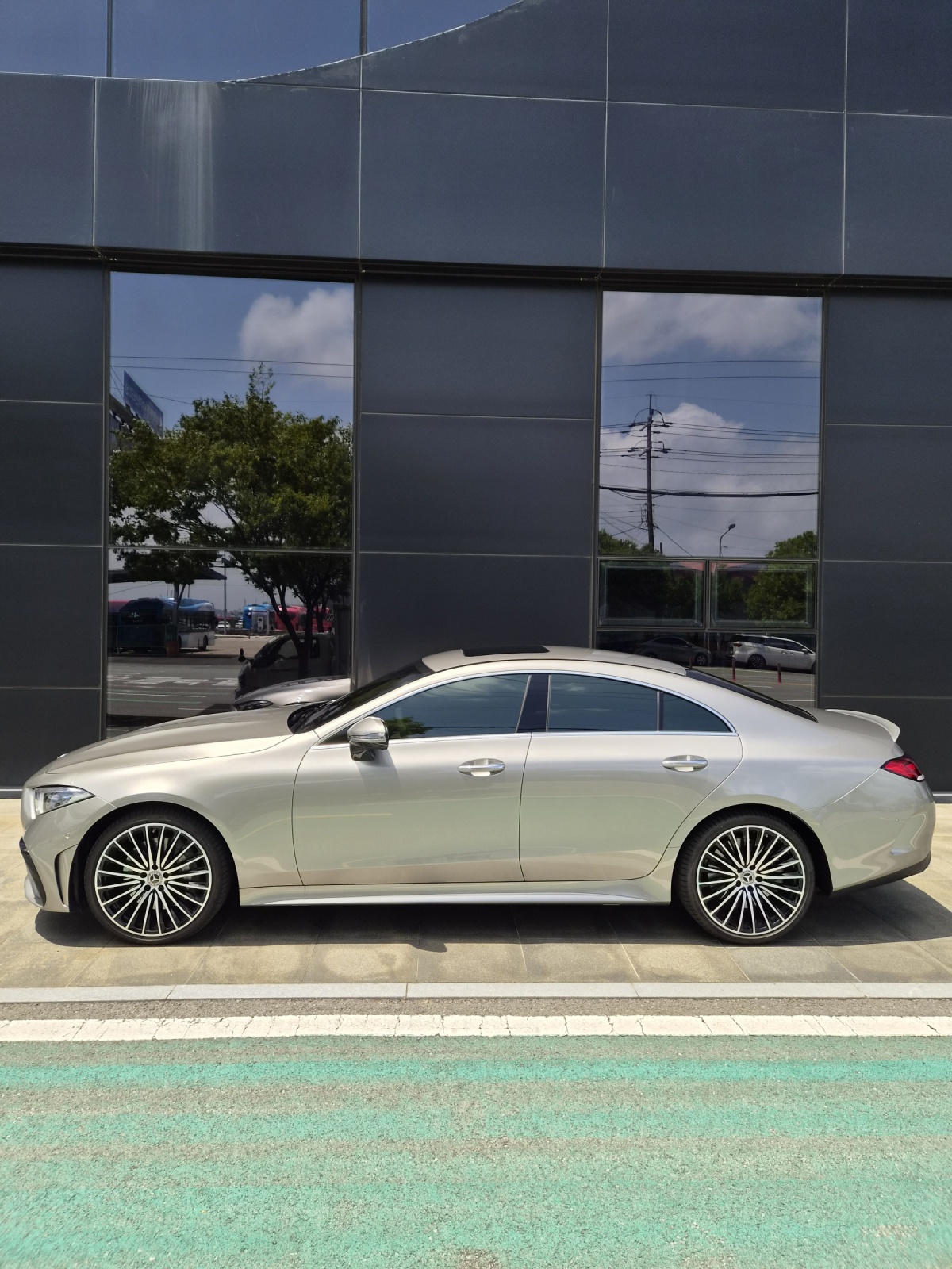 Mercedes-Benz CLS-Class, 2023 — фото 2 из 5